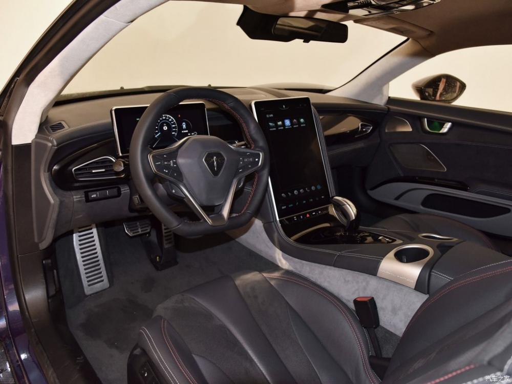 Không gian nội thất của Qiantu K50