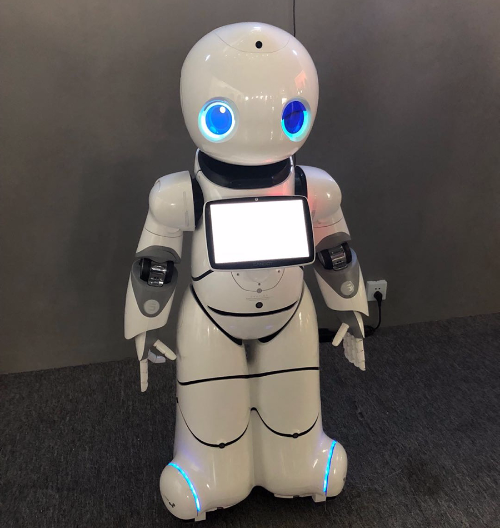 Một robot thông minh ở phòng triển lãm của BAIC