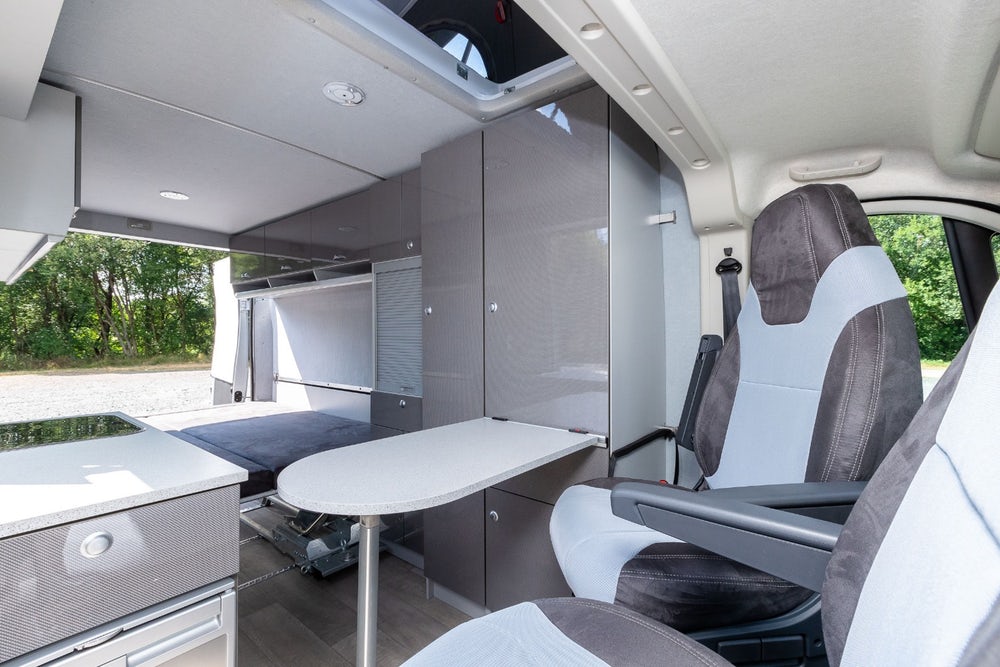 Citroen giới thiệu xe cắm trại Jumper Biker cho dân chơi mô tô