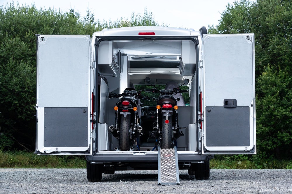 Citroen giới thiệu xe cắm trại Jumper Biker cho dân chơi mô tô