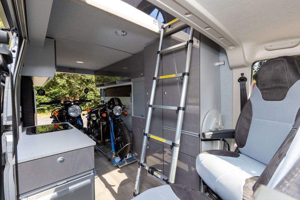 Citroen giới thiệu xe cắm trại Jumper Biker cho dân chơi mô tô