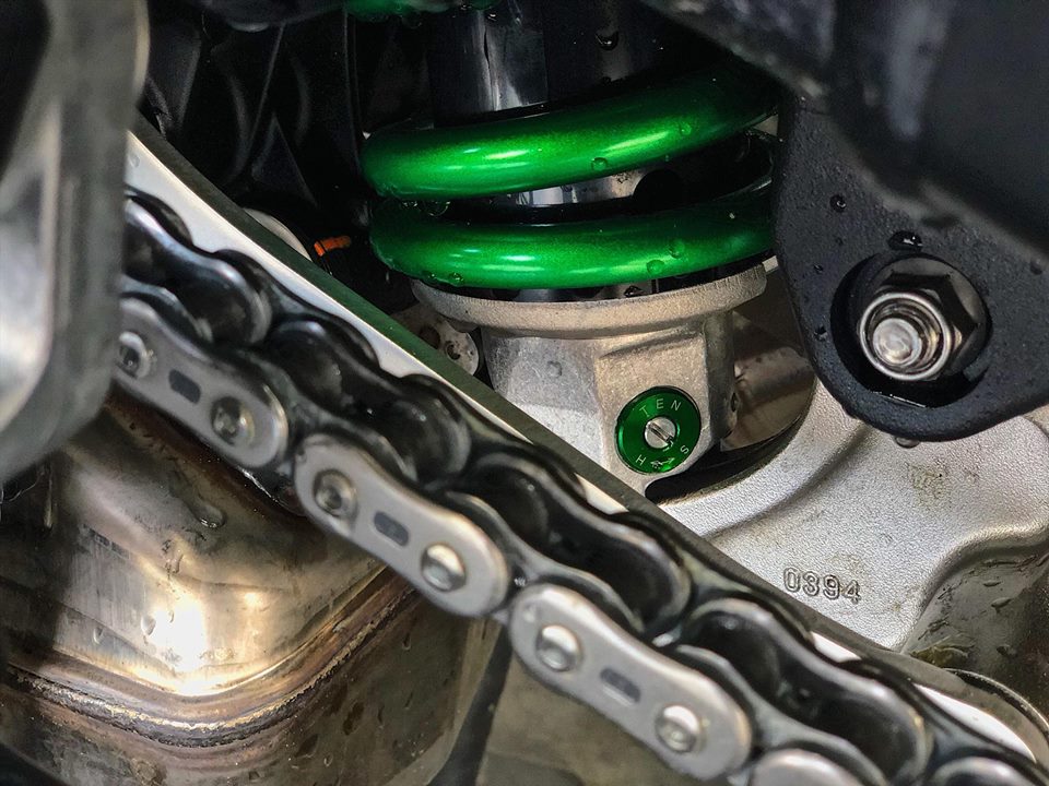 Giảm xóc sau của Kawasaki Ninja H2 SX SE Giảm xóc sau của Kawasaki Ninja H2 SX SE