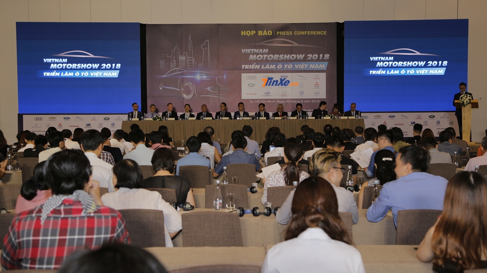 Triển lãm ô tô Việt Nam 2018 diễn ra từ ngày 24/10/2018 đến hết ngày 28/10/2018