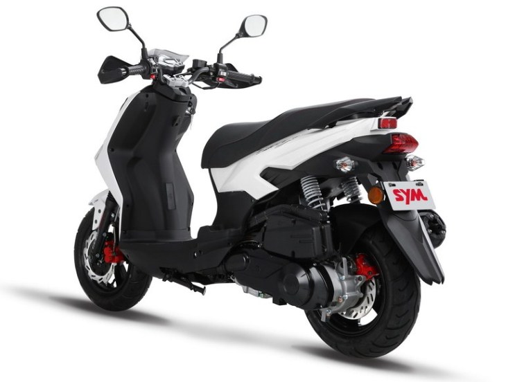 Đuôi xe SYM CroX + 150 Đuôi xe SYM CroX + 150