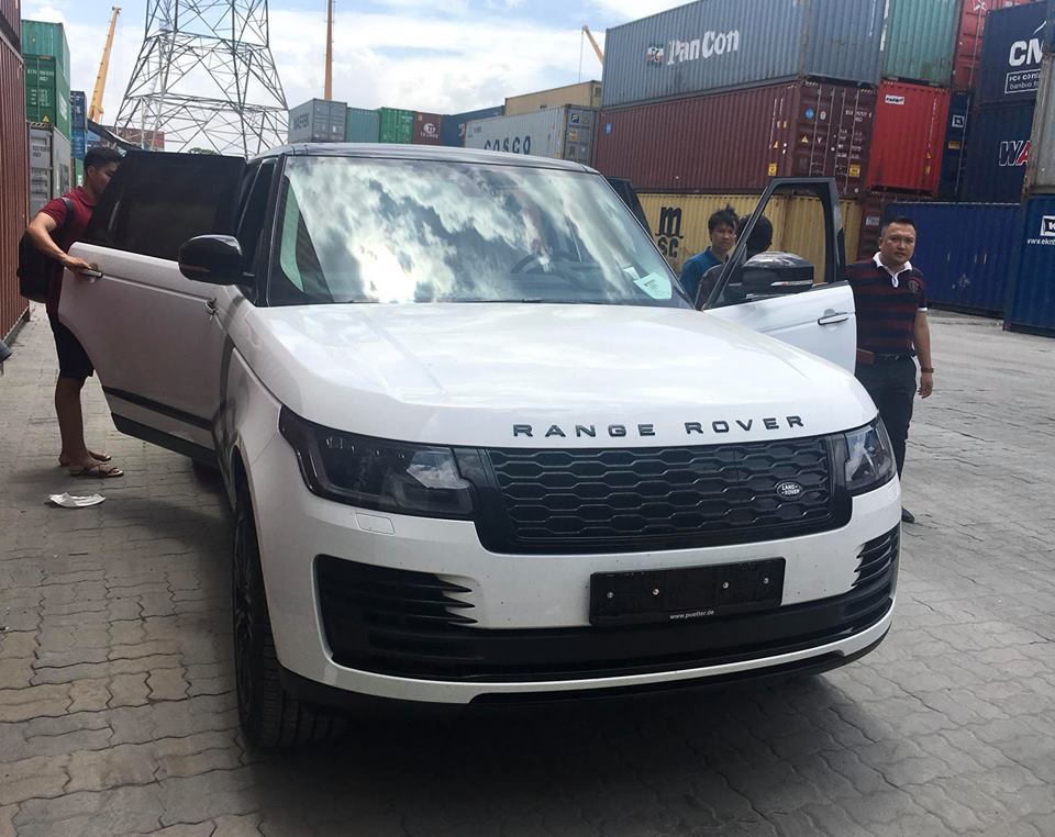 Chiếc SUV hạng sang cỡ lớn sử dụng hệ truyền động plug-in hybrid đầu tiên về Việt Nam