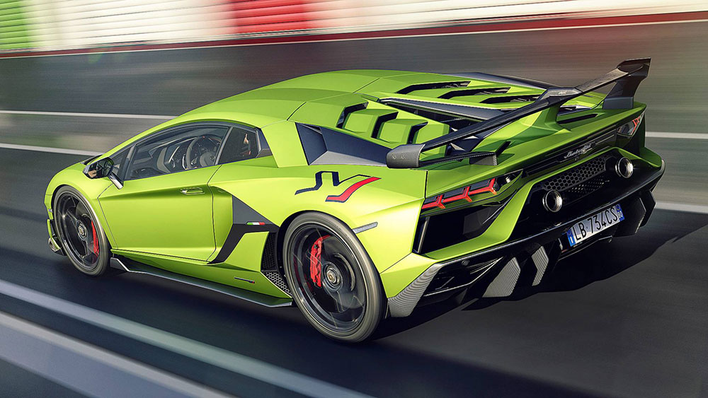 Lamborghini Aventador SVJ được trang bị động cơ V12 mạnh mẽ