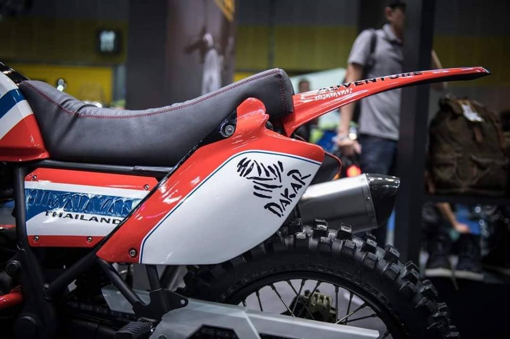 bản độ Dakar Rally từ chiếc Adventure cổ điển Himalayan bản độ Dakar Rally từ chiếc Adventure cổ điển Himalayan