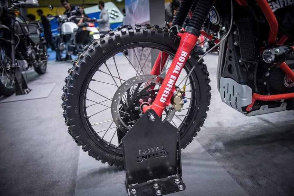 bản độ Dakar Rally từ chiếc Adventure cổ điển Himalayan bản độ Dakar Rally từ chiếc Adventure cổ điển Himalayan