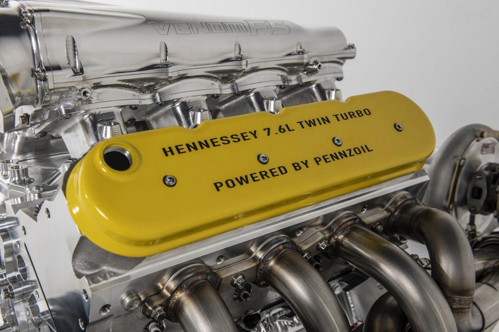 Cận cảnh động cơ V8, twin-turbo, dung tích 7.6 lít của Hennessey Venom F5 Cận cảnh động cơ V8, twin-turbo, dung tích 7.6 lít của Hennessey Venom F5