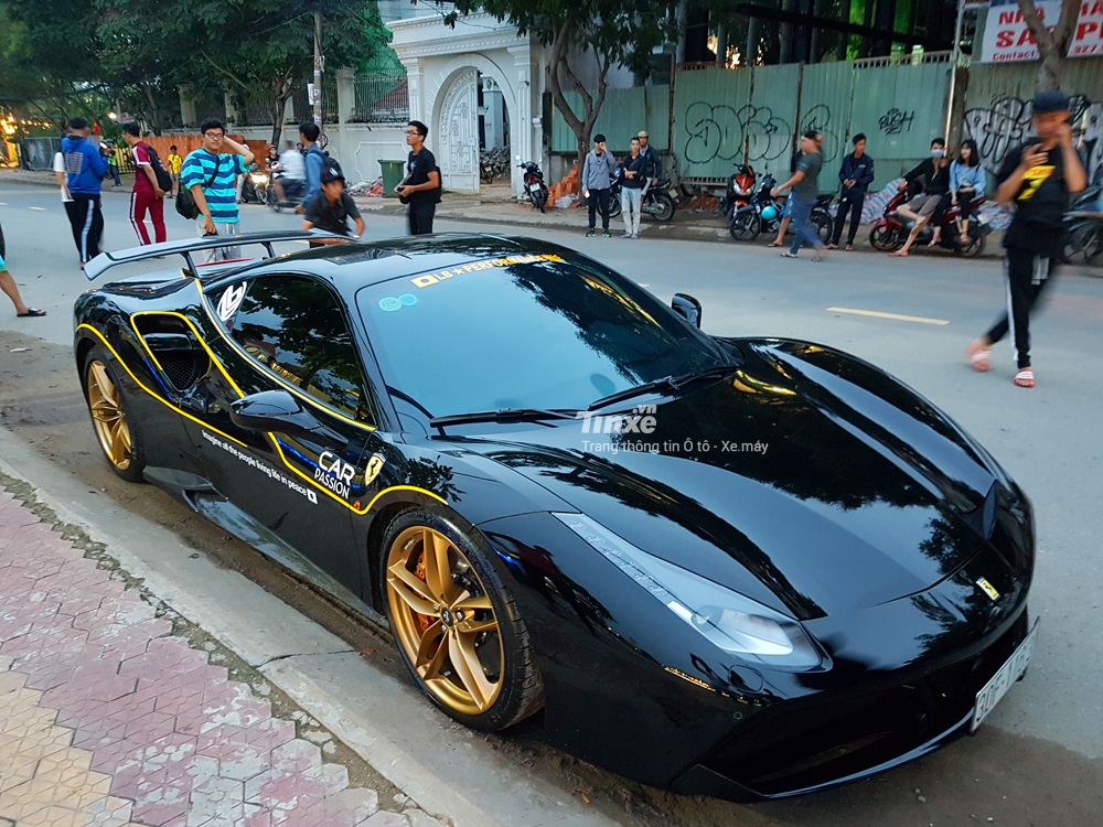 Trước đó, siêu xe Ferrari 488 GTB này mang gói độ Novitec Rosso 