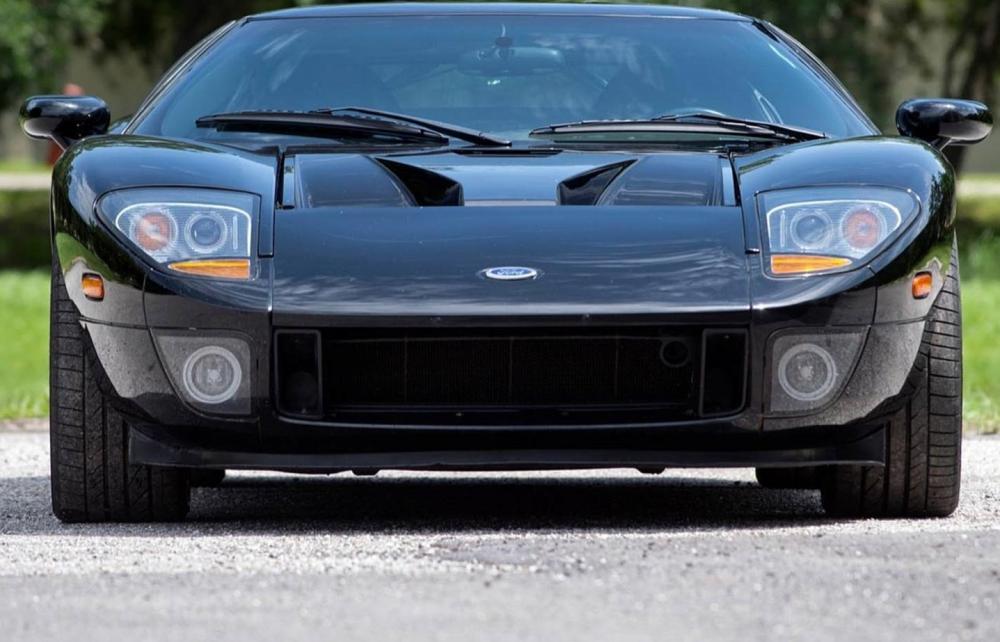 Ford GT thế hệ cũ chỉ được sản xuất trong vòng 2 năm từ 2004 đến 2006 Ford GT thế hệ cũ chỉ được sản xuất trong vòng 2 năm từ 2004 đến 2006