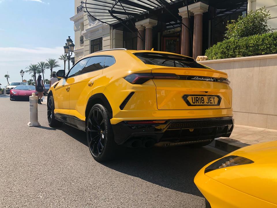 Lamborghini Urus hiện đang là chiếc SUV đáng thèm khát nhất của giới nhà giàu trên thế giới Lamborghini Urus hiện đang là chiếc SUV đáng thèm khát nhất của giới nhà giàu trên thế giới