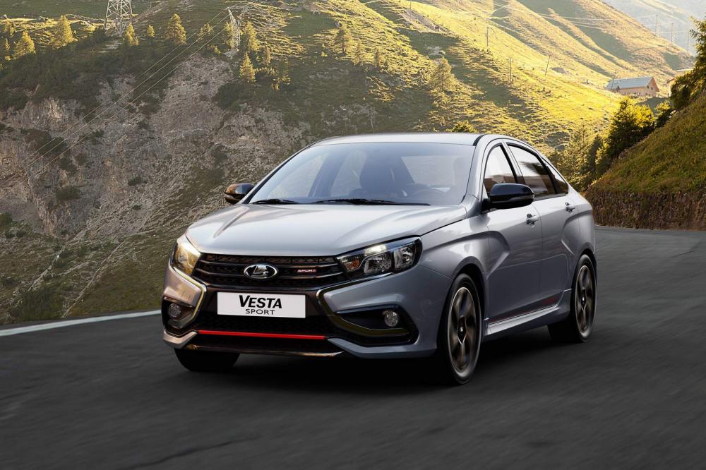 Phía trước của Lada Vesta Sport