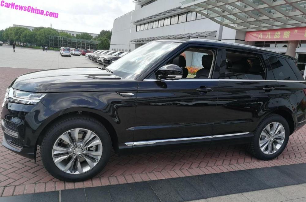 Zotye T900 là người anh em