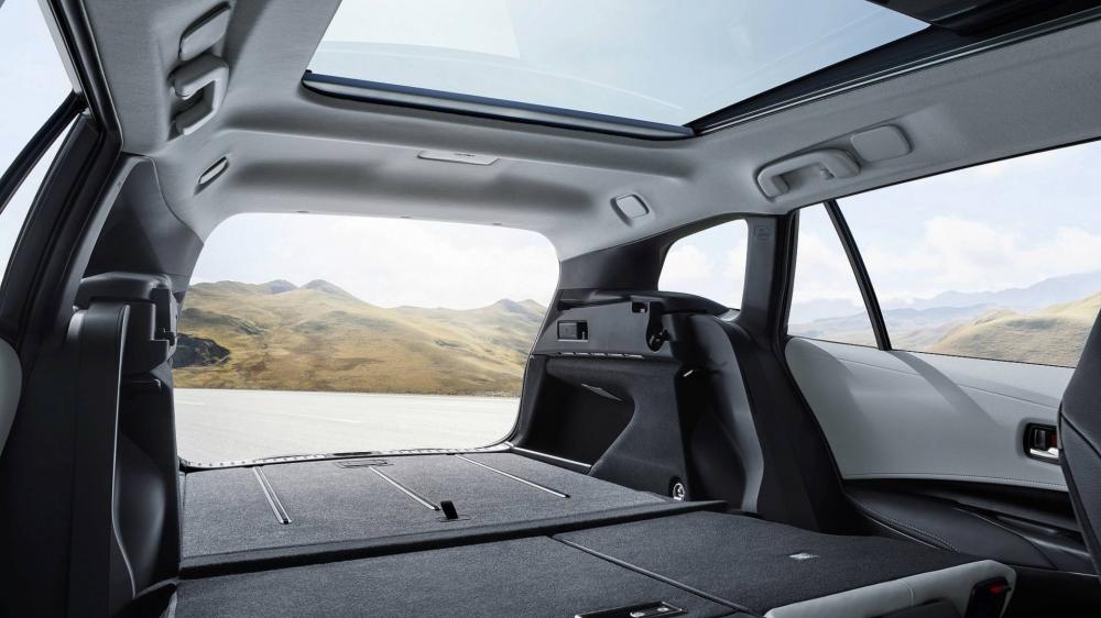 Cốp sau rộng rãi của Toyota Corolla Touring Sports 2019 Cốp sau rộng rãi của Toyota Corolla Touring Sports 2019