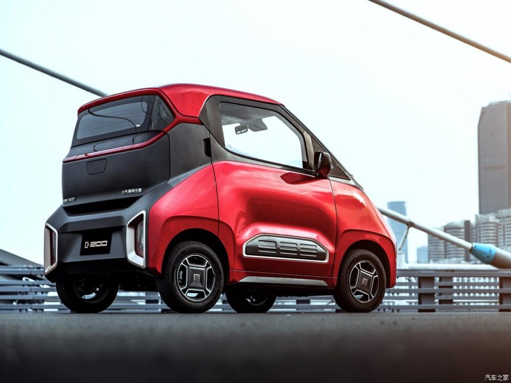 Phía sau của Baojun E200