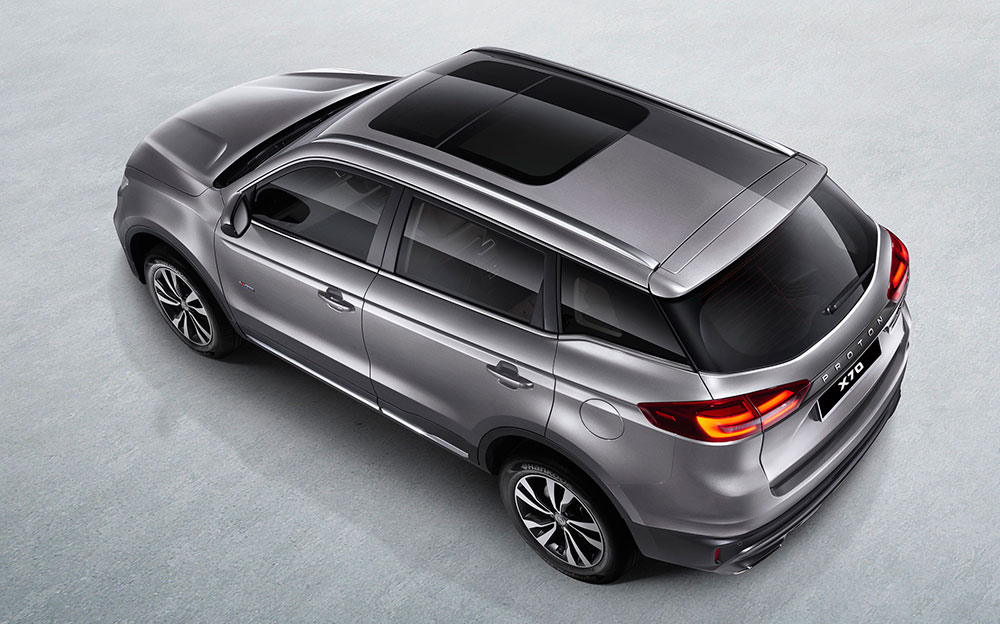 Proton X70 2018 bản cao cấp có cửa sổ trời toàn cảnh