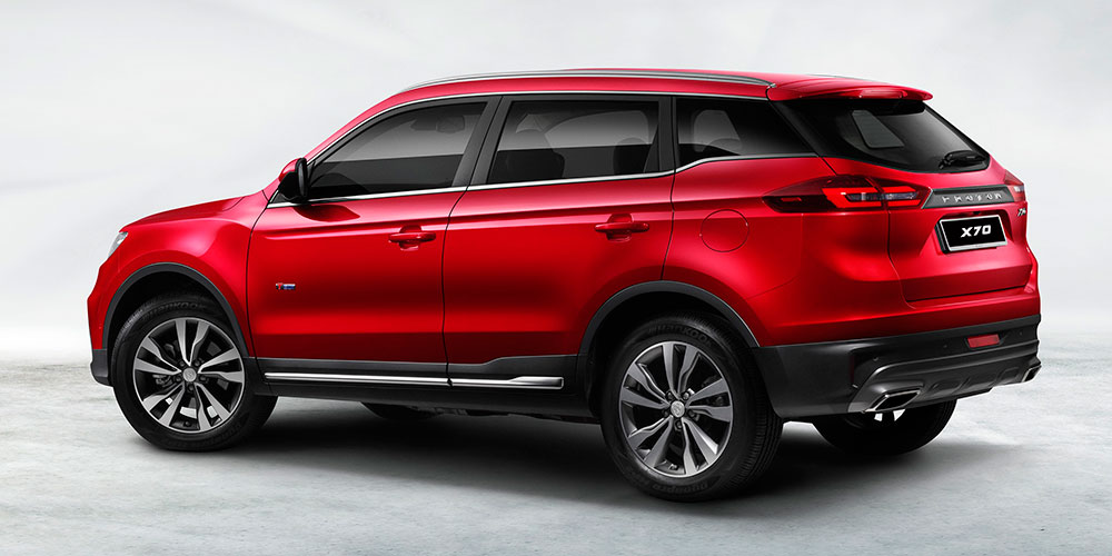 Thiết kế đuôi xe của Proton X70 2018