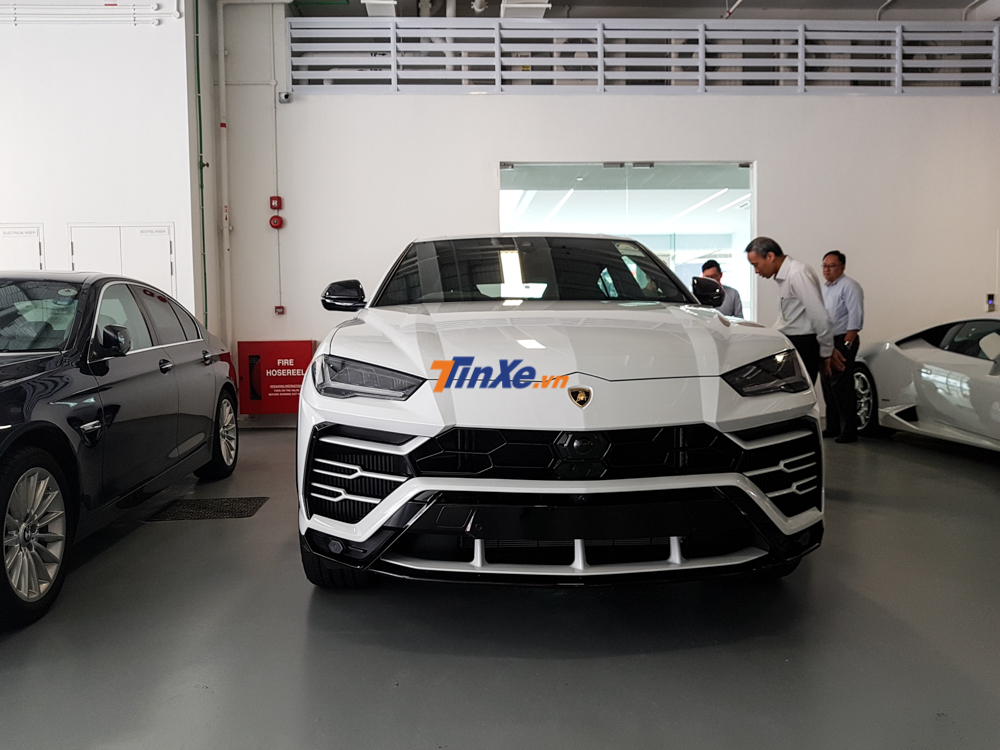 Lamborghini Singapore dự kiến sẽ bán được hơn 250 chiếc Lamborghini Urus trong năm 2018