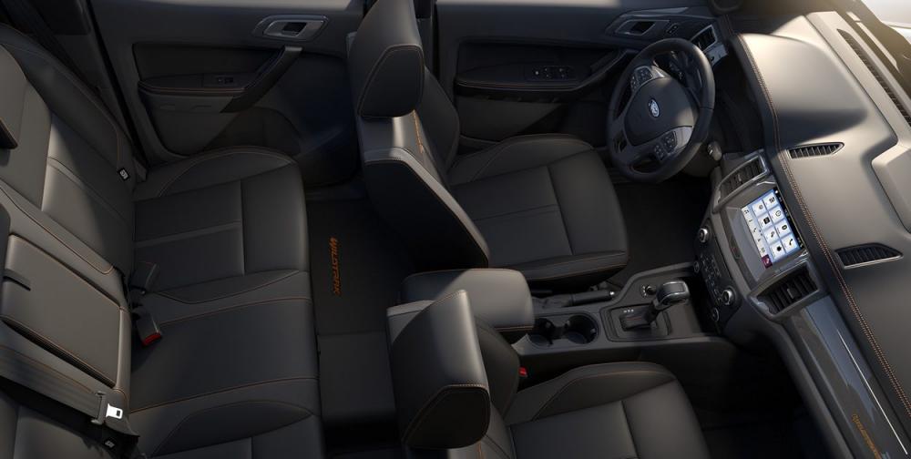 Nội thất của Ford Ranger mới có tông màu chủ đạo là màu đen Nội thất của Ford Ranger mới có tông màu chủ đạo là màu đen