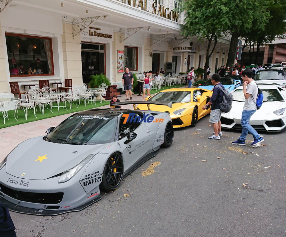 Loạt siêu xe độ khủng của những người yêu xe tại Sài thành tụ tập vào cuối tuần vừa qua Loạt siêu xe độ khủng của những người yêu xe tại Sài thành tụ tập vào cuối tuần vừa qua