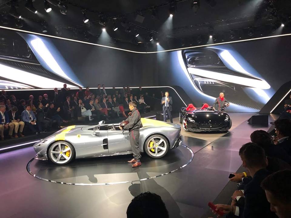 Ferrari Monza SP1 được giới thiệu cùng SP2