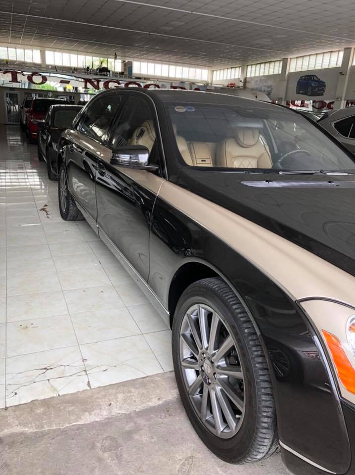 Đây là 1 trong 3 chiếc Maybach Zeppelin đầu tiên cập cảng Việt Nam vào năm 2011