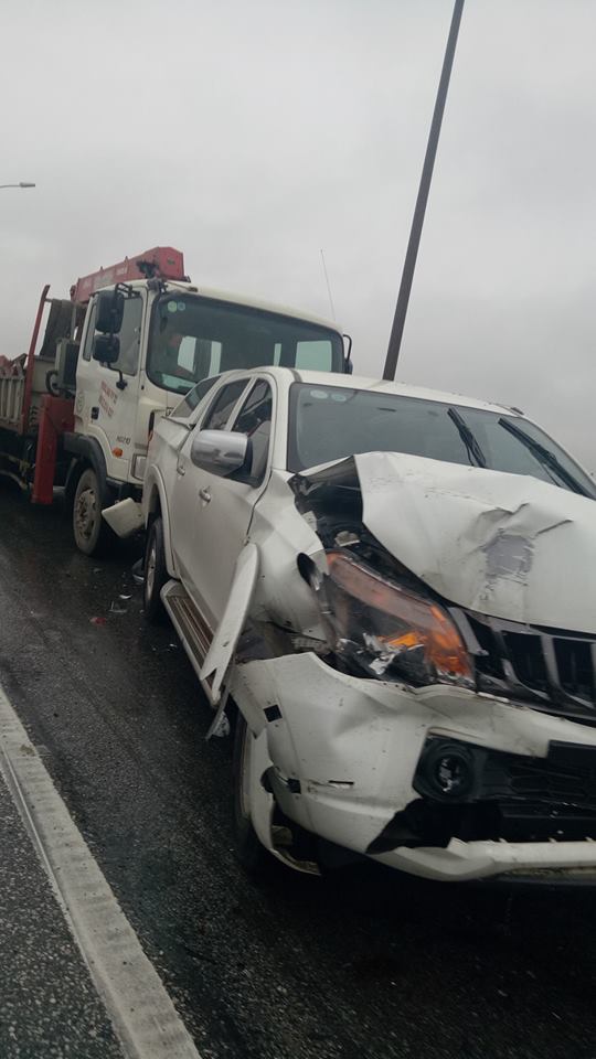 Đâm xe liên hoàn, cầu Thanh Trì ùn tắc hàng tiếng đồng hồ