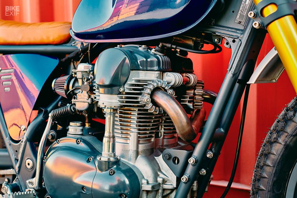 Bàn độ từ Kawasaki W650 Bàn độ từ Kawasaki W650