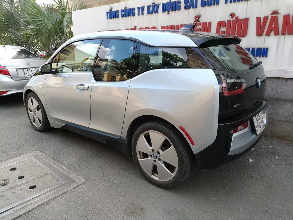 Chiếc BMW i3 xuất hiện tại quận Bình Thạnh