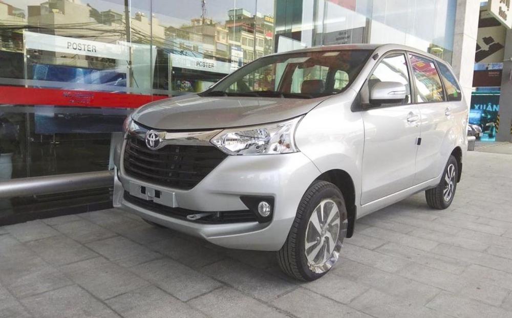 Còn chưa ra mắt, bộ 3 xe nhập khẩu của Toyota đã “cháy hàng”