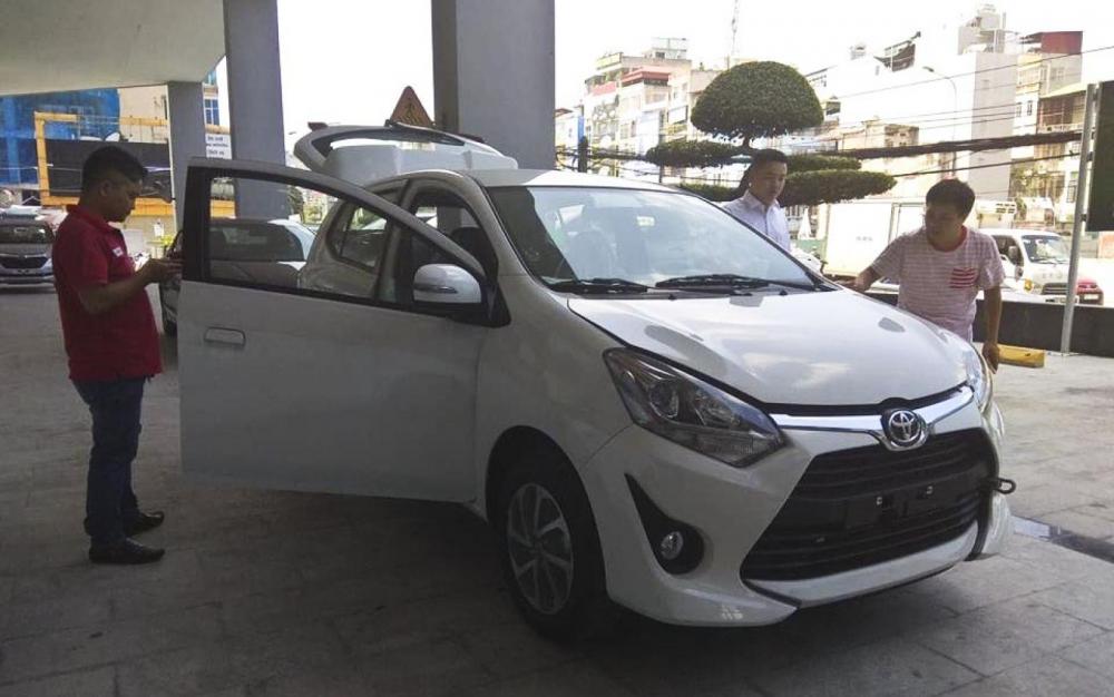 Còn chưa ra mắt, bộ 3 xe nhập khẩu của Toyota đã “cháy hàng”