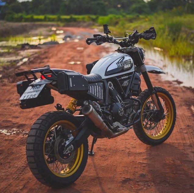 Ducati Scrambler Desert Sled bản độ Touring