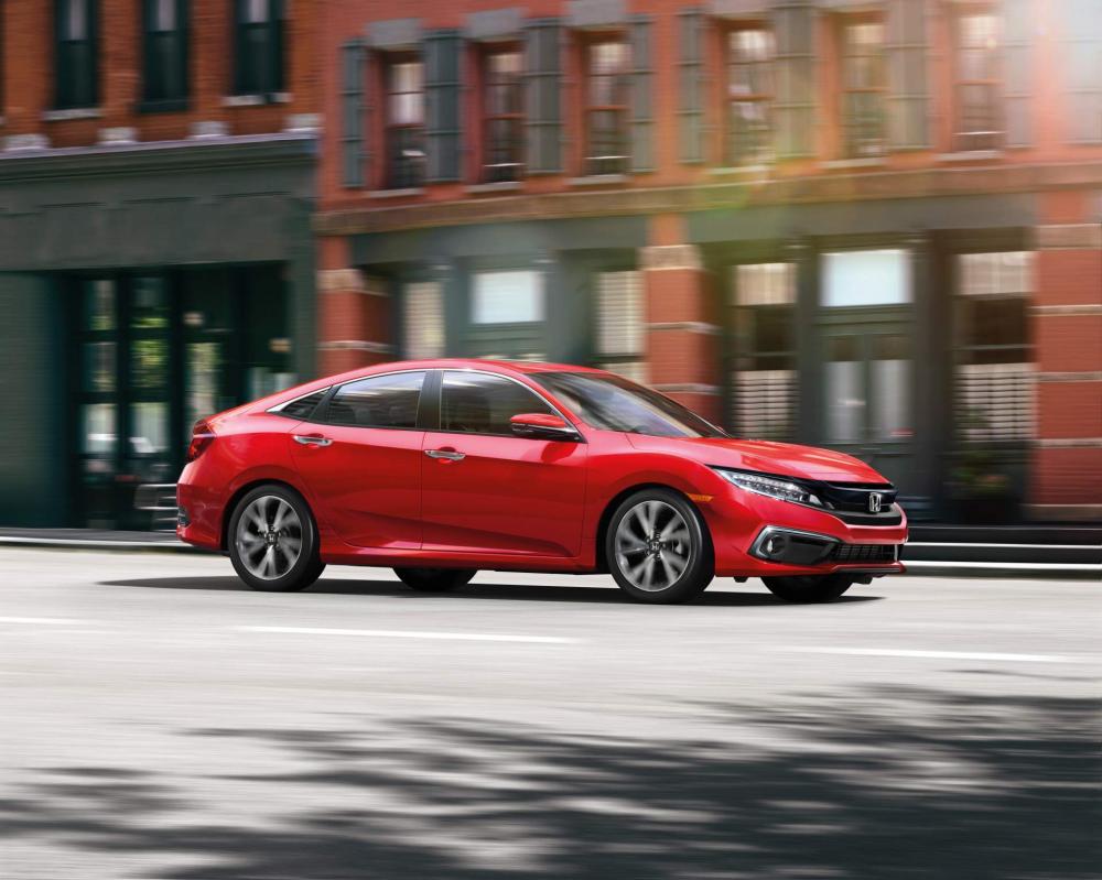 Honda Civic Sedan 2019 màu đỏ Molten Lava Pearl 