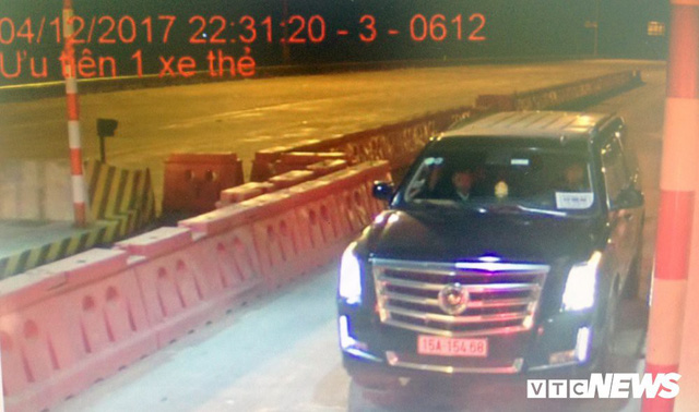 Xe Cadillac gắn biển xe hộ đê được phát hiện cuối năm 2017 Xe Cadillac gắn biển xe hộ đê được phát hiện cuối năm 2017