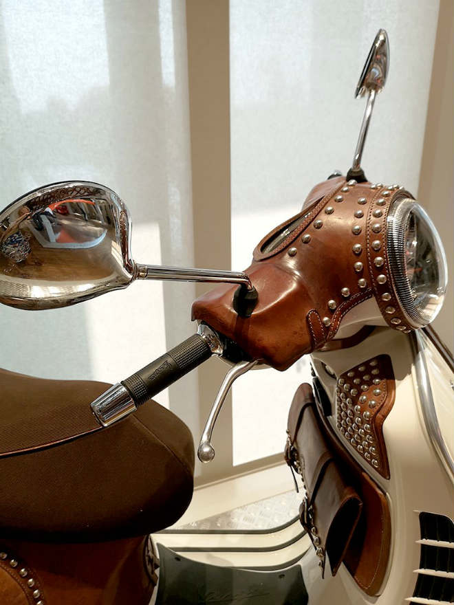 Bản độ da từ Vespa