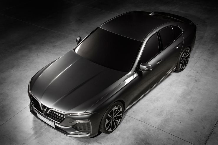 Sedan VinFast lại dựa trên BMW 5-Serie