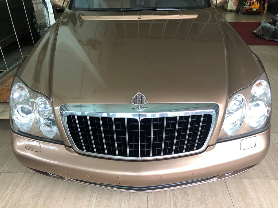 Maybach 57S khác với bản tiêu chuẩn ở số nan lưới tản nhiệt chỉ có 11 nan