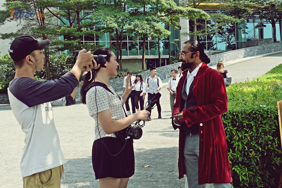 Quý ông người nước ngoài cực ngầu với bộ râu đặc biệt