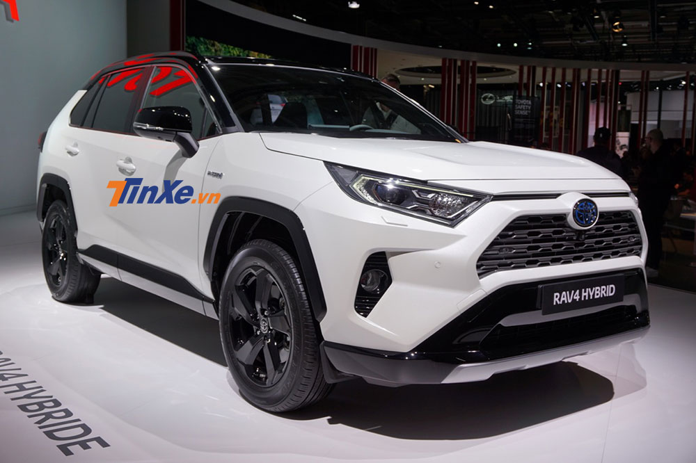 Toyota RAV4 Hybrid 2019 ra mắt trong triển lãm ô tô Paris năm nay