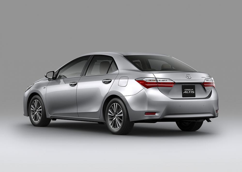 Thiết kế ngoại thất của Toyota Corolla Altis 2018 không có gì thay đổi