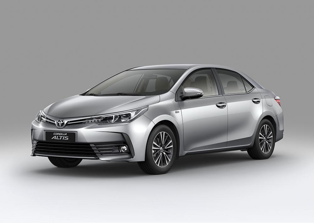 Toyota Corolla Altis 2018 tại Việt Nam được bổ sung đèn LED định vị ban ngày