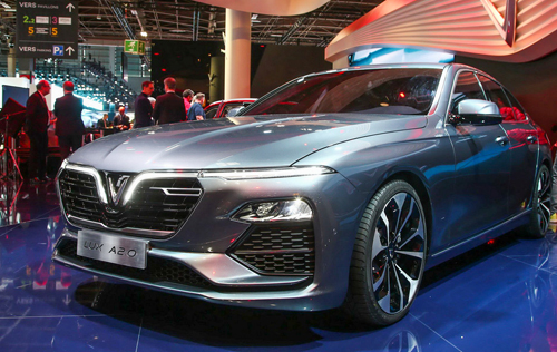 VinFast Lux A2.0 tại Paris Motor Show