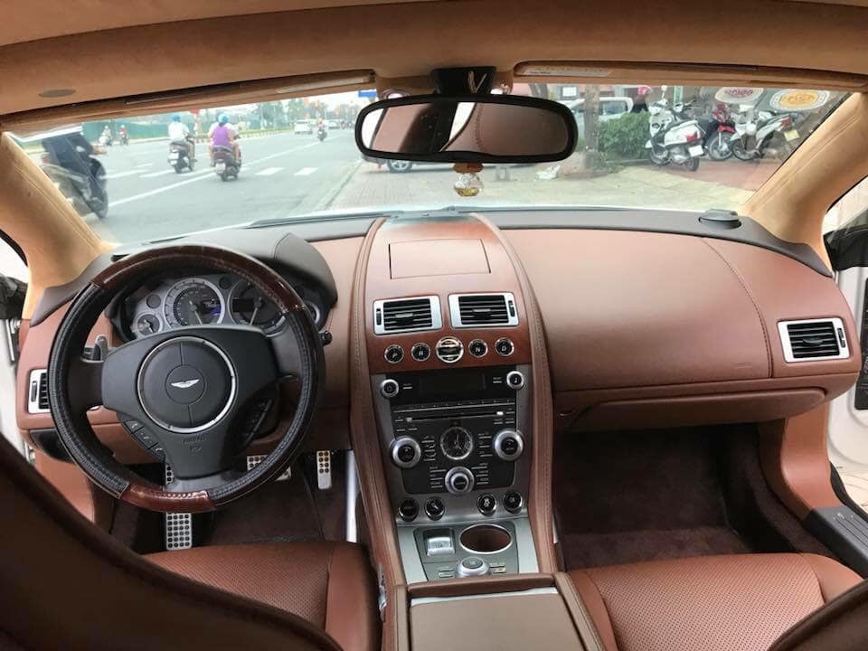 Động cơ kết hợp cùng hộp số tự động 8 cấp