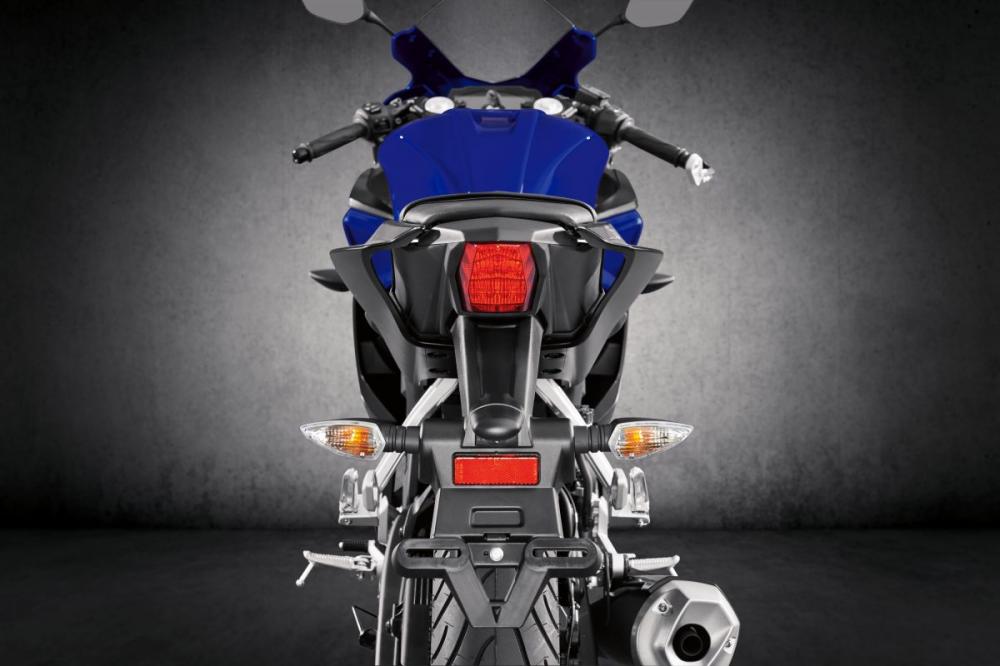 Đuôi xe gọn gàng Đuôi xe gọn gàng