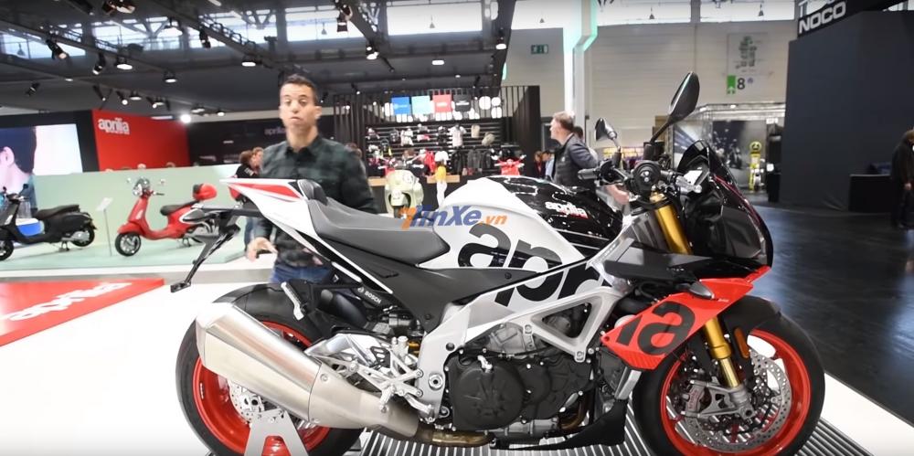 Aprilia Tuono V4 1100 Factory tại triển lãm Intermot 2018 Aprilia Tuono V4 1100 Factory tại triển lãm Intermot 2018