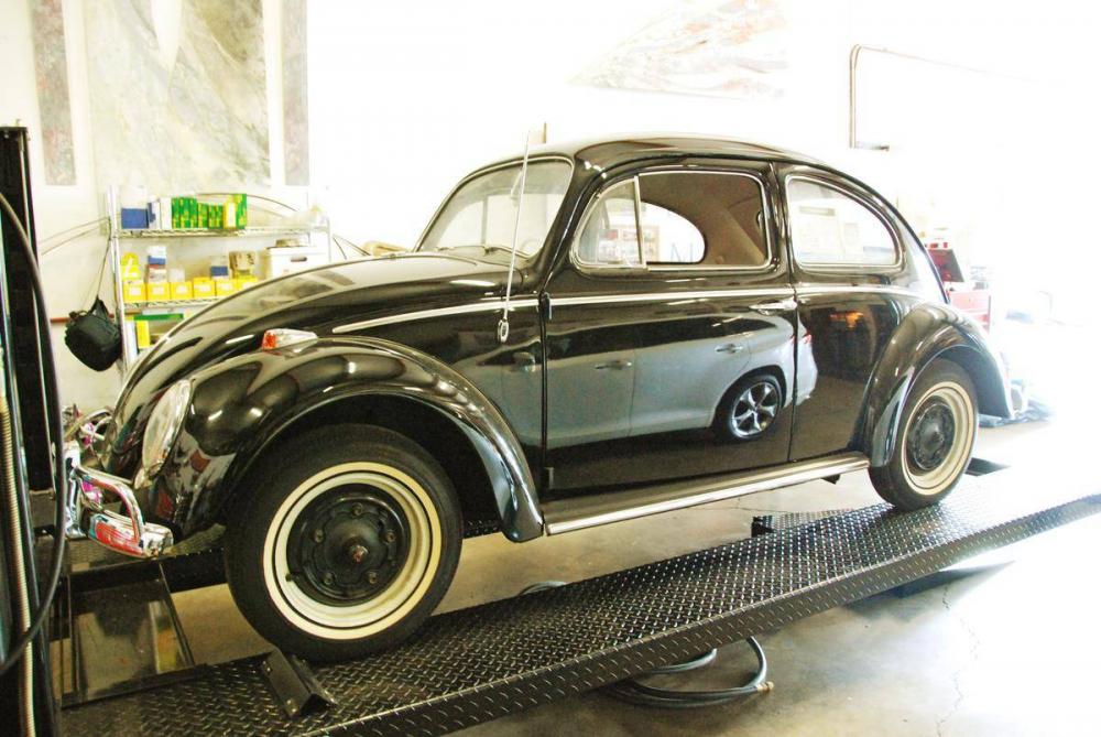 Chiếc Volkswagen Beetle 1964 với chỉ 35 km trên công-tơ-mét cực hiếm