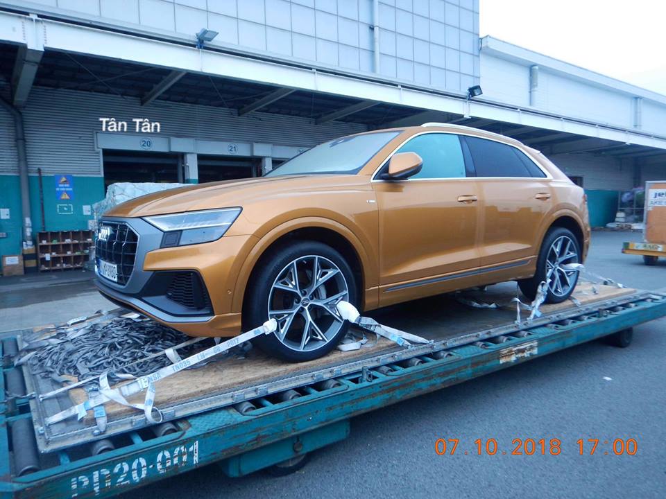 SUV hạng sang Audi Q8 2019 bất ngờ cập bến Việt Nam SUV hạng sang Audi Q8 2019 bất ngờ cập bến Việt Nam