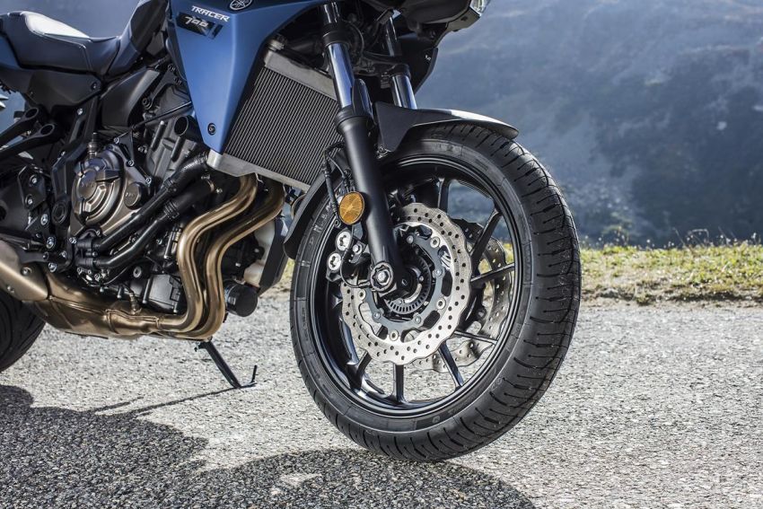 Hệ thống treo trước trên Yamaha Tracer 700 GT Hệ thống treo trước trên Yamaha Tracer 700 GT