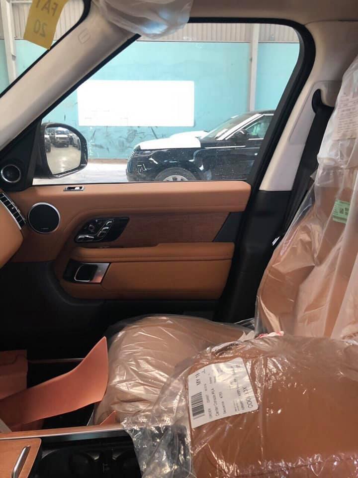 Nội thất SUV hạng sang Range Rover Autobiography LWB 2018 chính hãng đầu tiên về Việt Nam